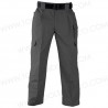 Pantalón táctico ligero.