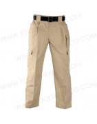 Pantalón táctico ligero.