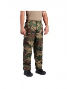 Pantalón BDU Battle Rip con botones MultiCam.